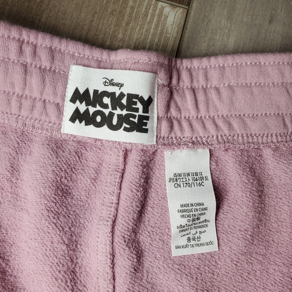 NWT Walt Disney World Mickey Mouse Sweat Shorts Plus Size 1X Purple - Picture 2 of 16